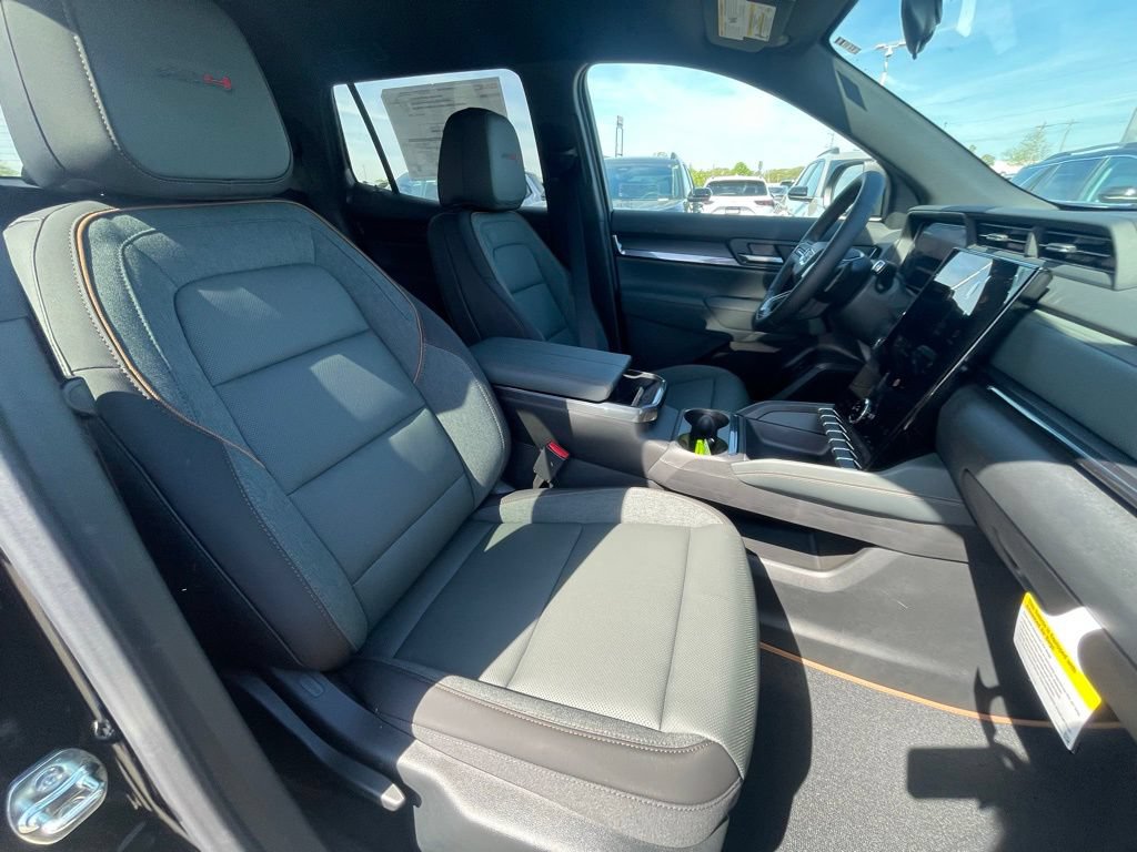 New 2026 GMC Terrain AT4 AWD/4WD image 27
