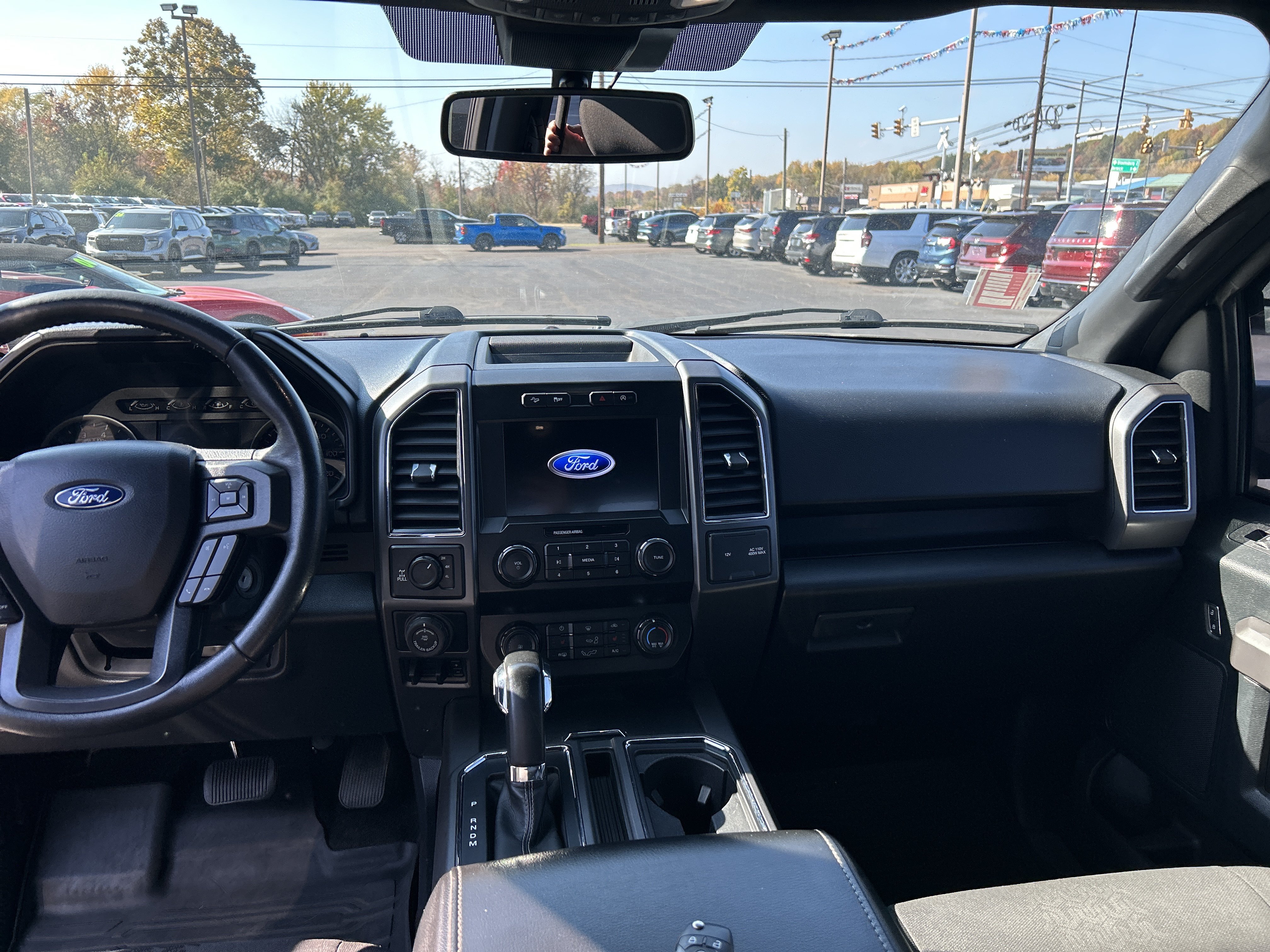 Used 2020 Ford F150 XLT w/ Equipment Group 302A Luxury AWD/4WD image 14