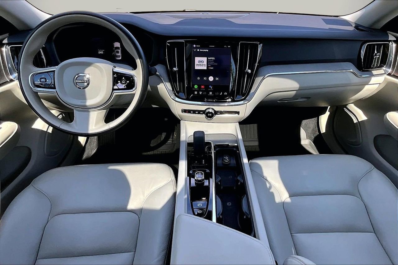 Used 2024 Volvo S60 B5 Plus w/ Climate Package image 15