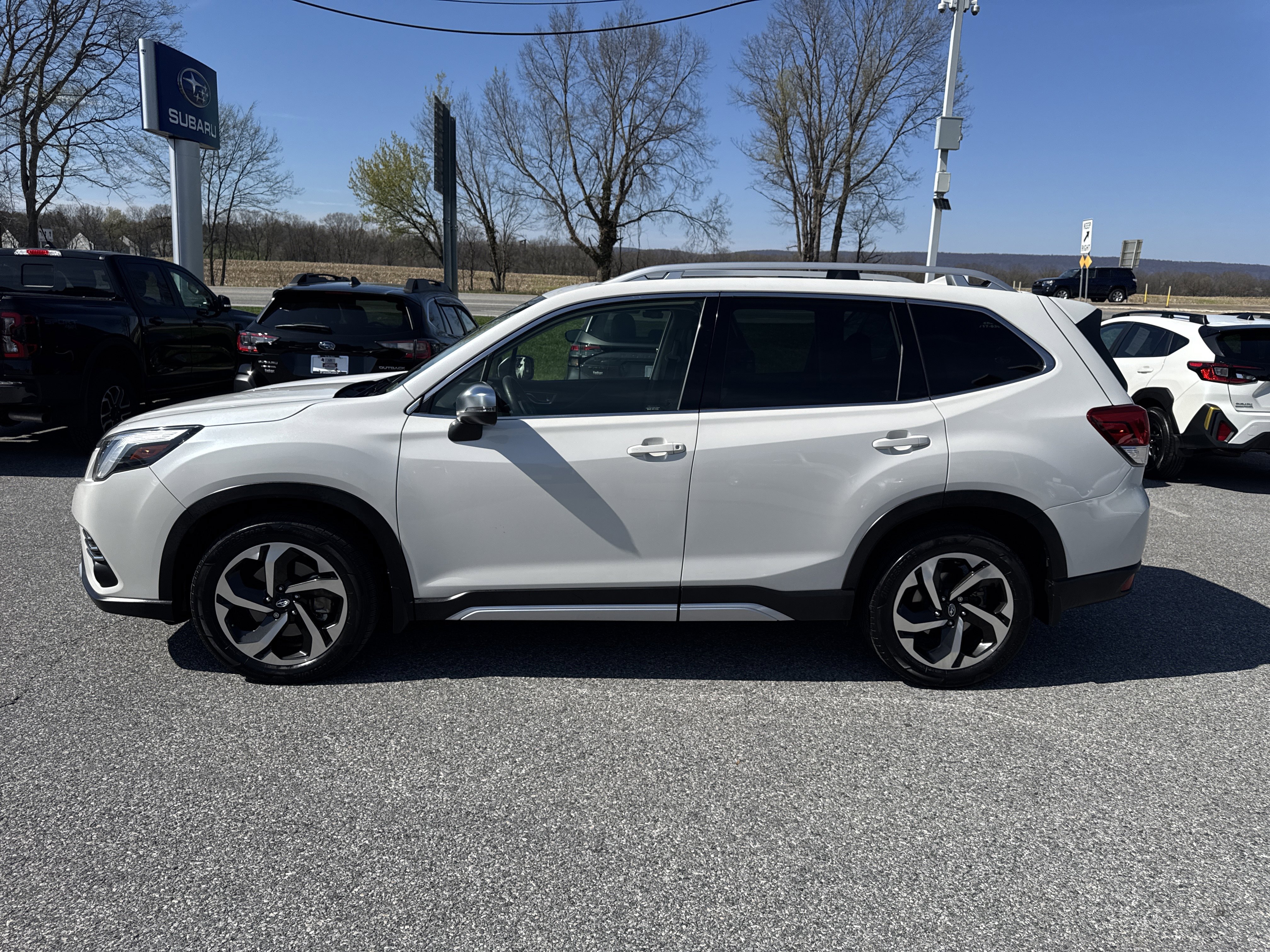 Used 2022 Subaru Forester Touring w/ Popular Package #2 image 22