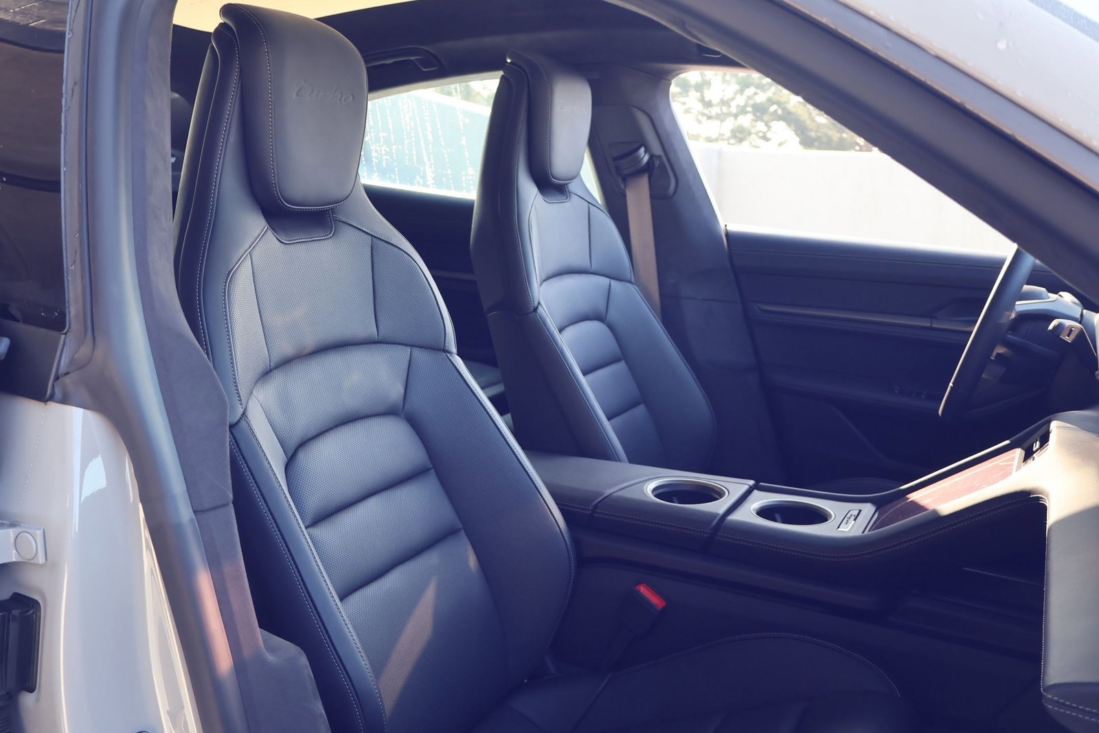 New 2025 Porsche Taycan Turbo image 24