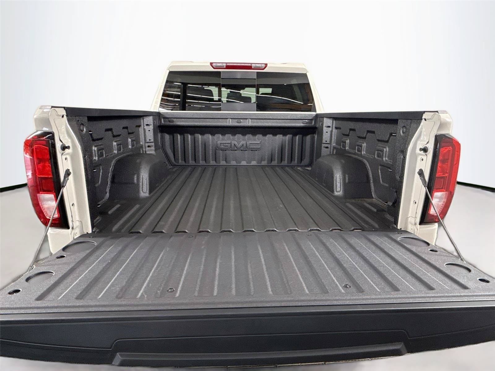 New 2026 GMC Sierra 1500 SLE w/ Preferred Package AWD/4WD image 18
