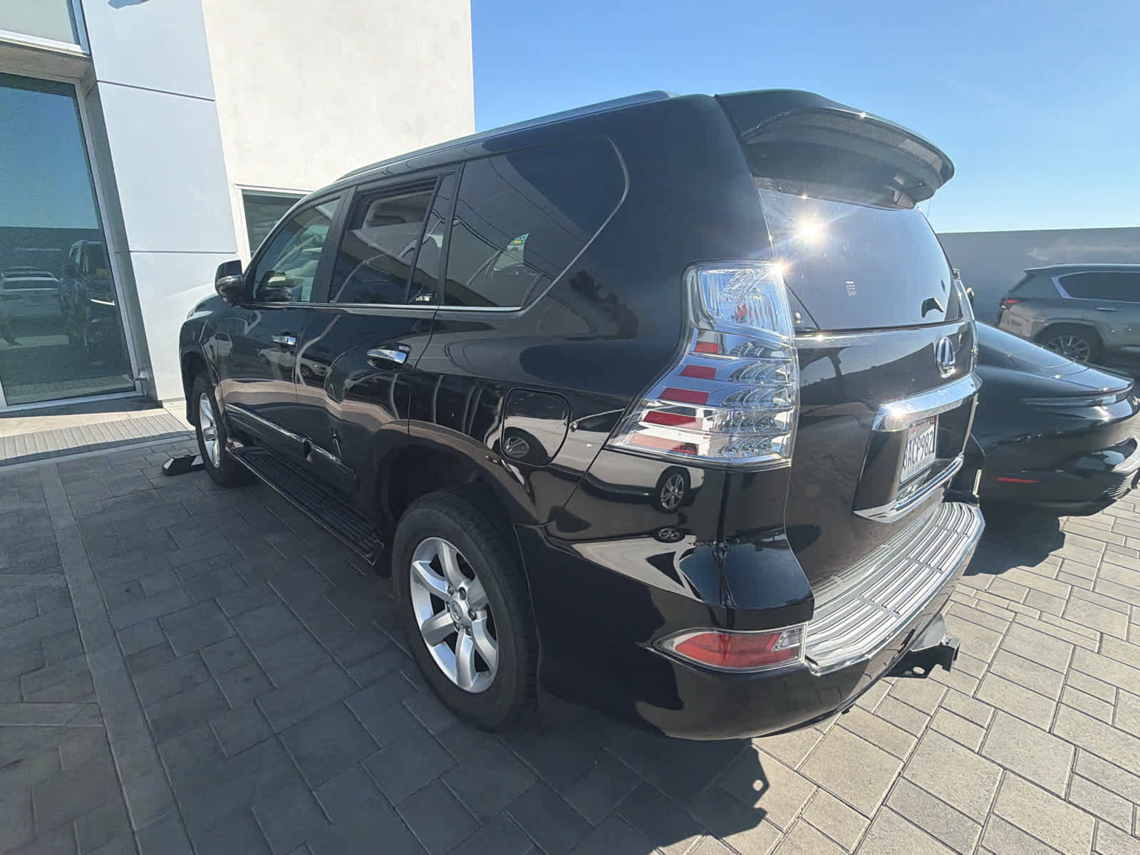 Used 2017 Lexus GX 460 w/ Navigation Package image 8