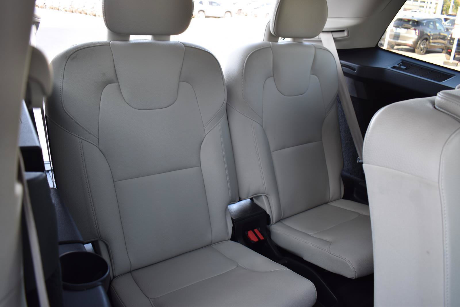 Used 2021 Volvo XC90 T5 Momentum w/ Protection Package Premier FWD image 63