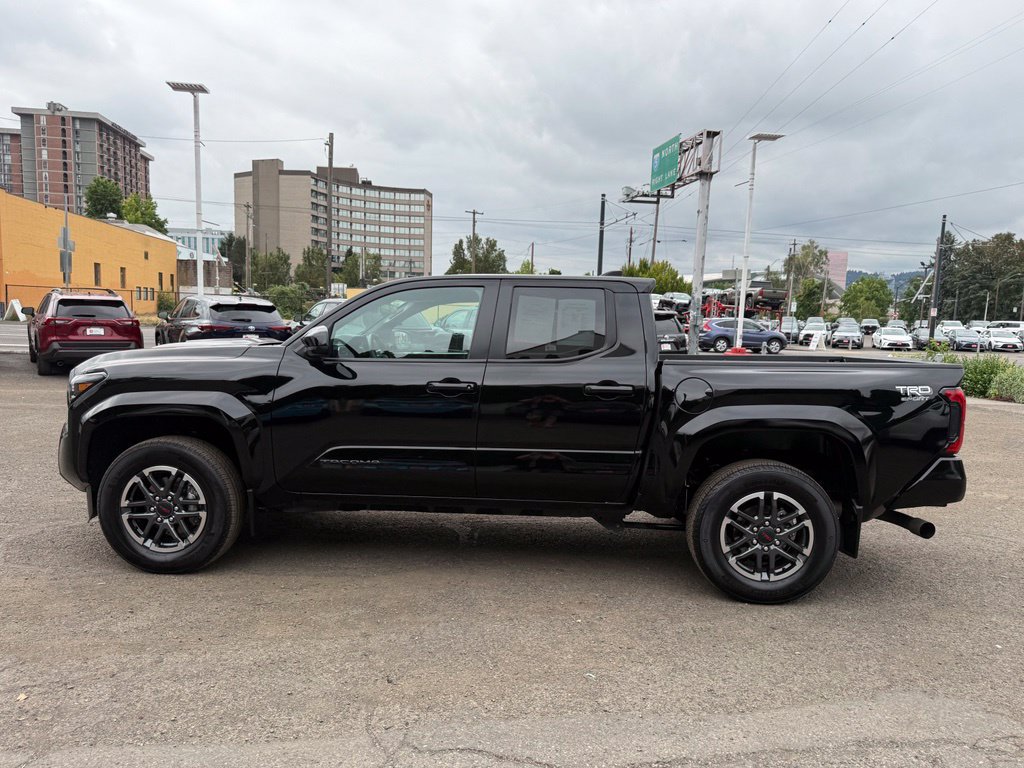 Certified 2024 Toyota Tacoma TRD Sport AWD/4WD image 5