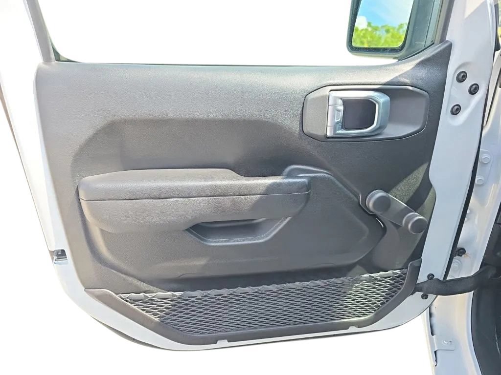 Used 2024 Jeep Wrangler Sport AWD/4WD image 12