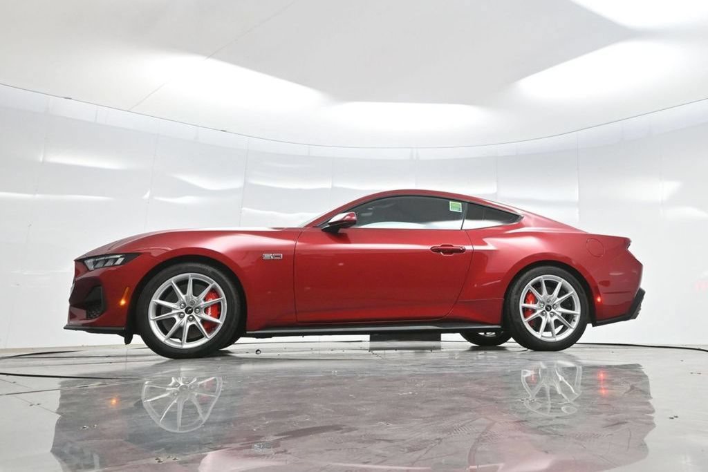 Used 2024 Ford Mustang GT Premium RWD image 7