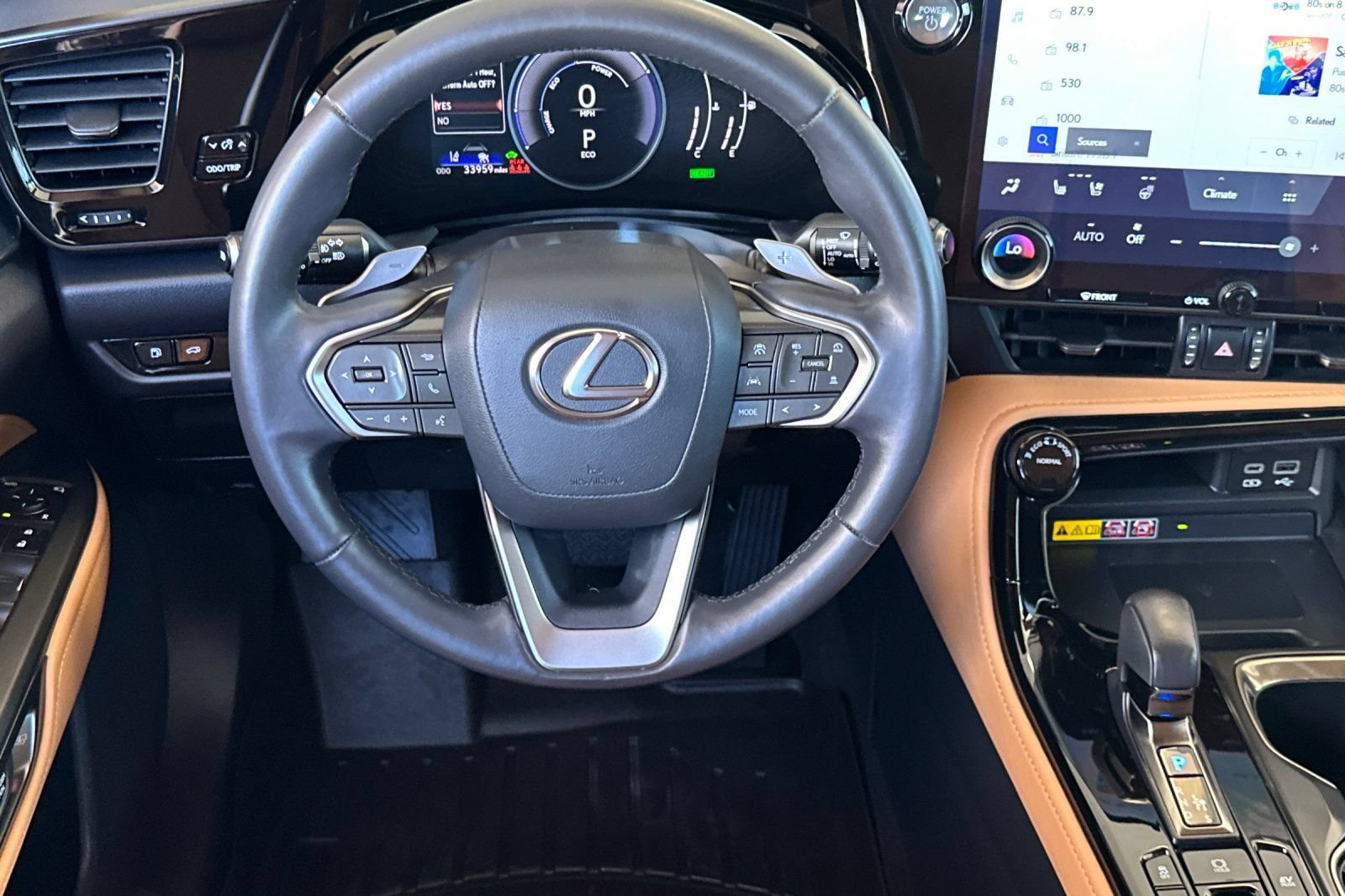 Used 2022 Lexus NX 350h AWD image 11