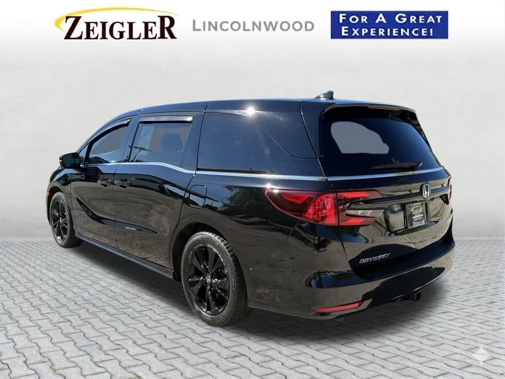 Used 2023 Honda Odyssey Sport image 4