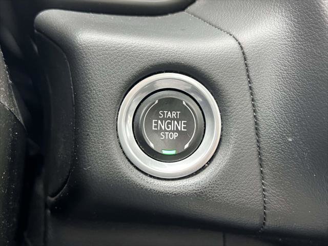 Used 2022 Chevrolet Tahoe LT w/ Luxury Package AWD/4WD image 28