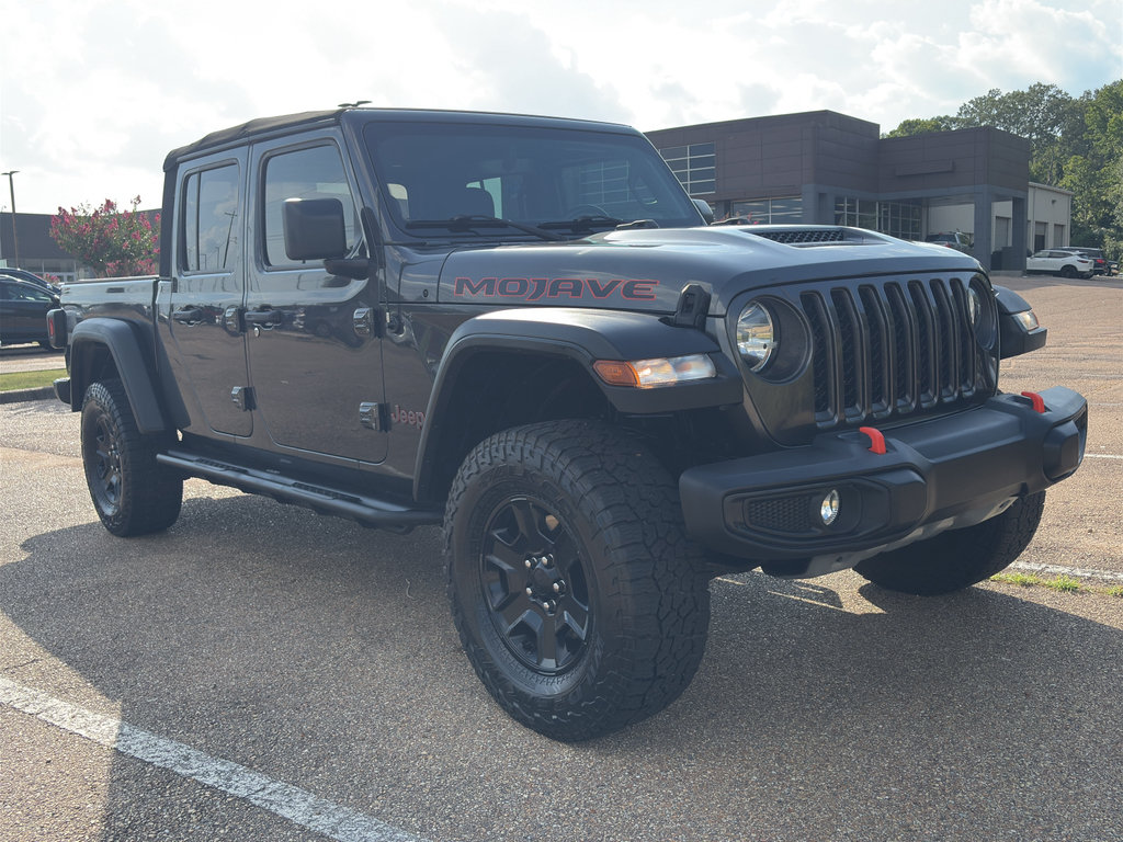 Used 2023 Jeep Gladiator Mojave w/ Trailer Tow Package AWD/4WD video 1