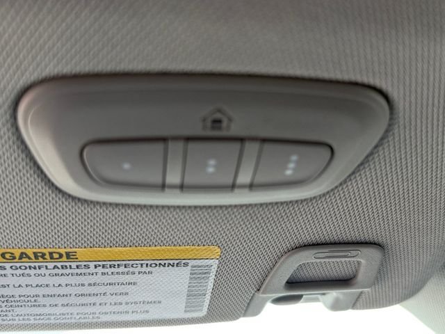 Used 2023 Jeep Grand Cherokee L Limited w/ Black Appearance Package AWD/4WD image 17