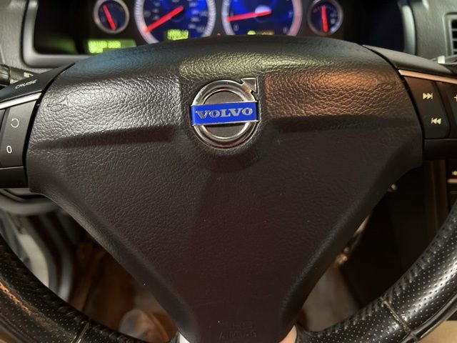 Used 2010 Volvo XC90 3.2 R-Design image 38