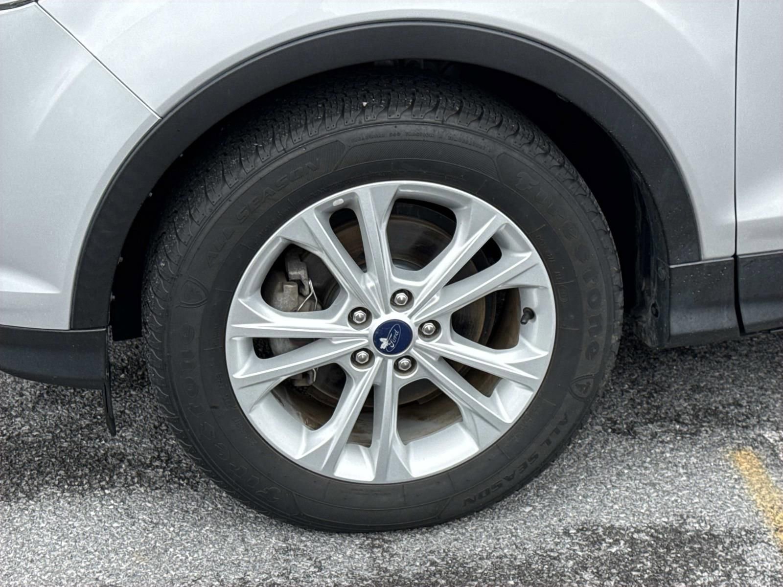 Used 2018 Ford Escape SE image 7