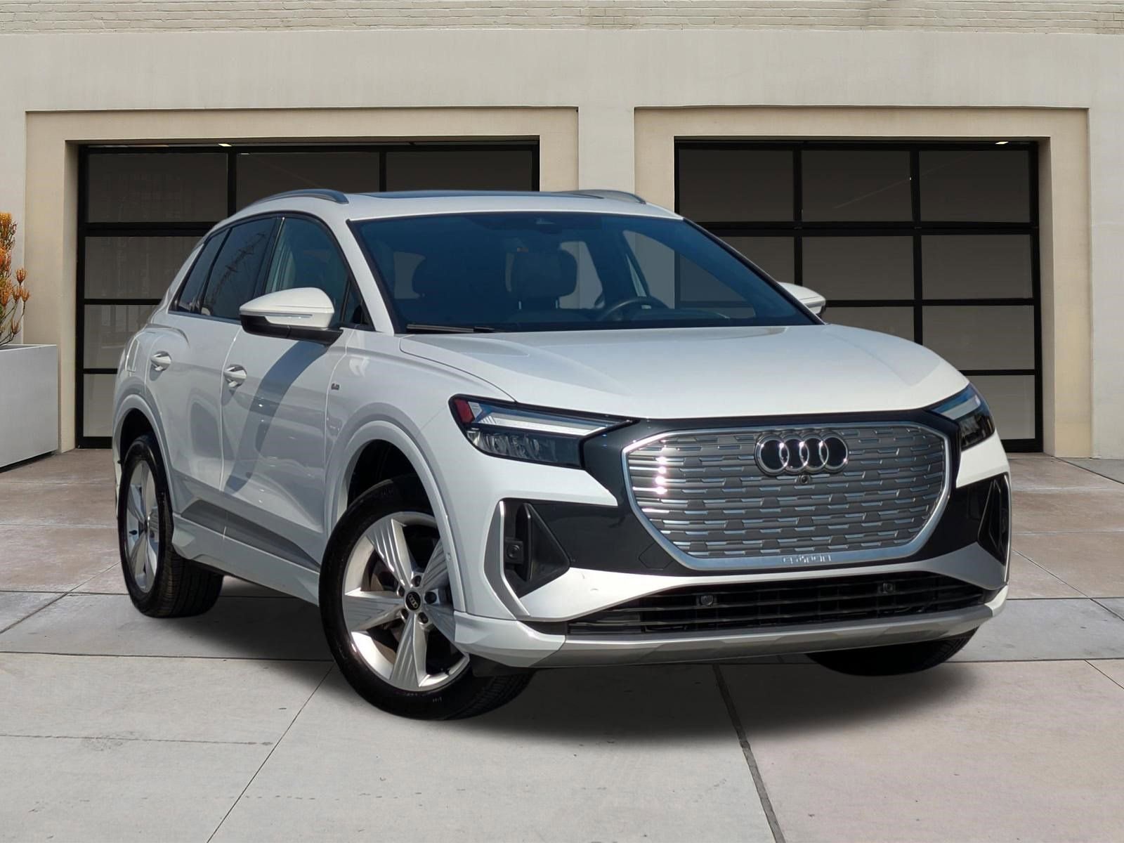 Used 2024 Audi Q4 e-tron Premium Plus image 33