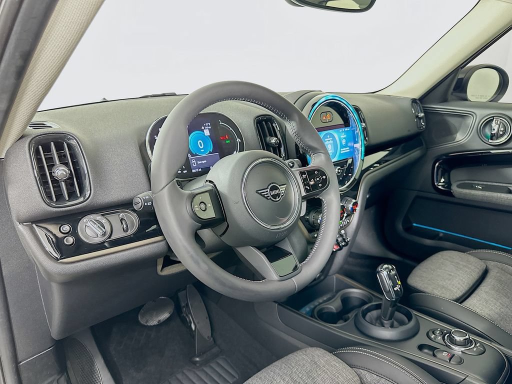 Certified 2024 MINI Cooper Countryman S FWD image 9