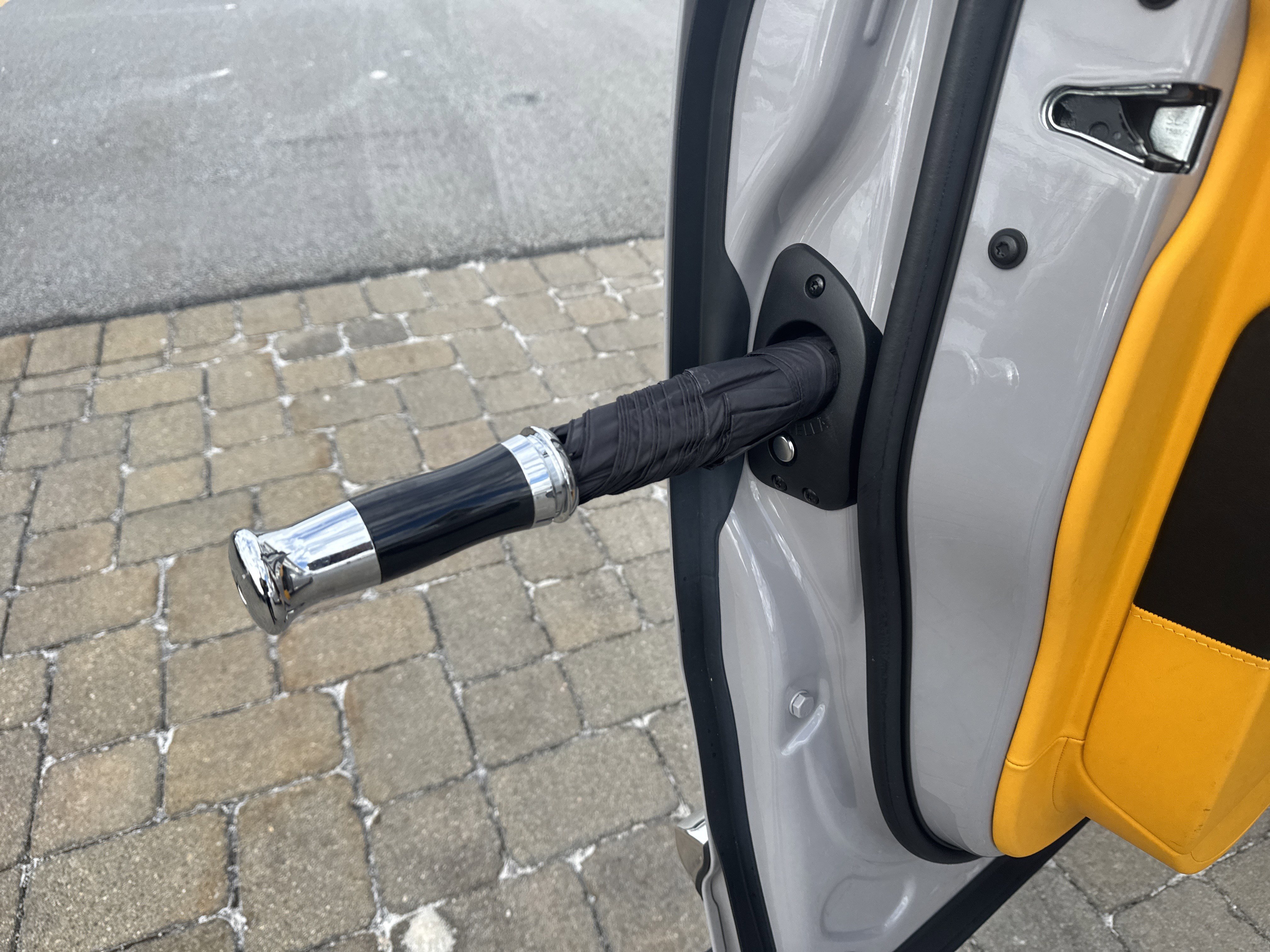 Used 2024 Rolls-Royce Cullinan w/ Interior Detailing Package image 50