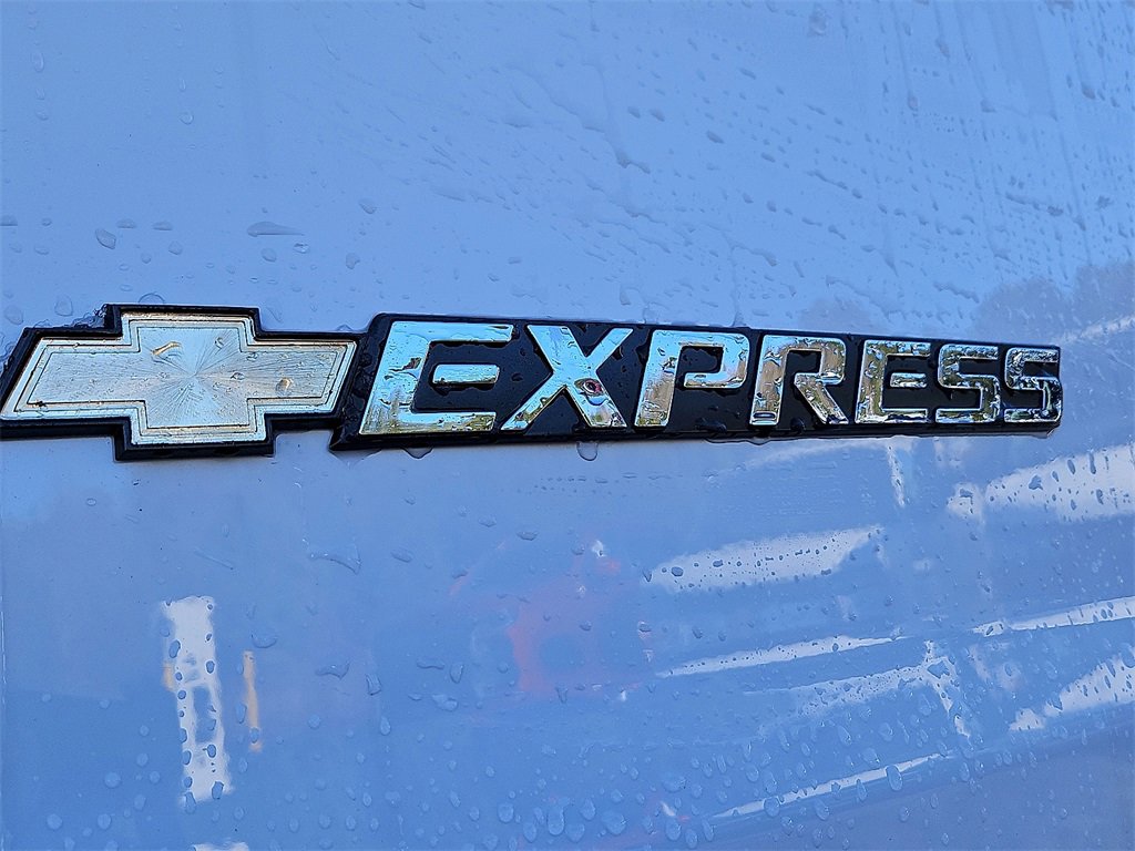 New 2025 Chevrolet Express 2500 w/ Driver Convenience Package image 17