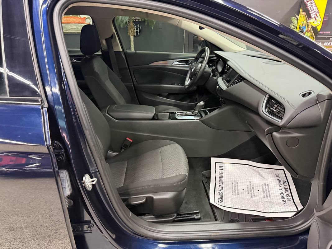 Used 2020 Buick Regal Preferred AWD/4WD image 20