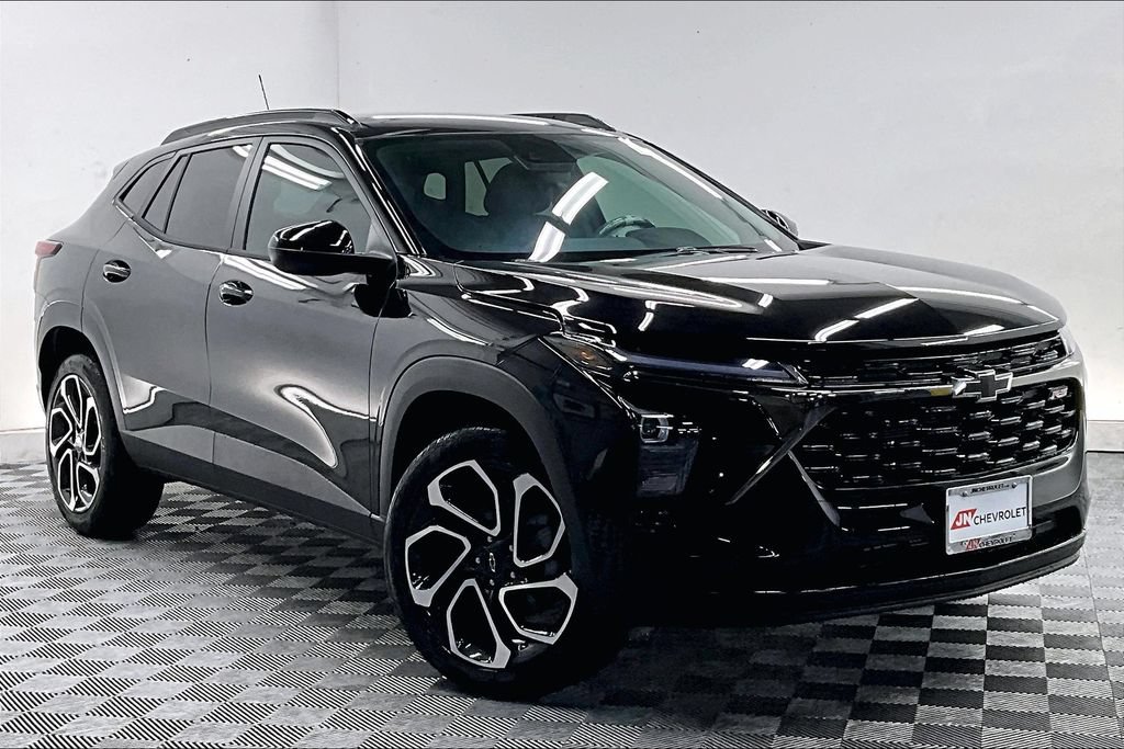 New 2026 Chevrolet Trax RS w/ Driver Confidence Package FWD image 8