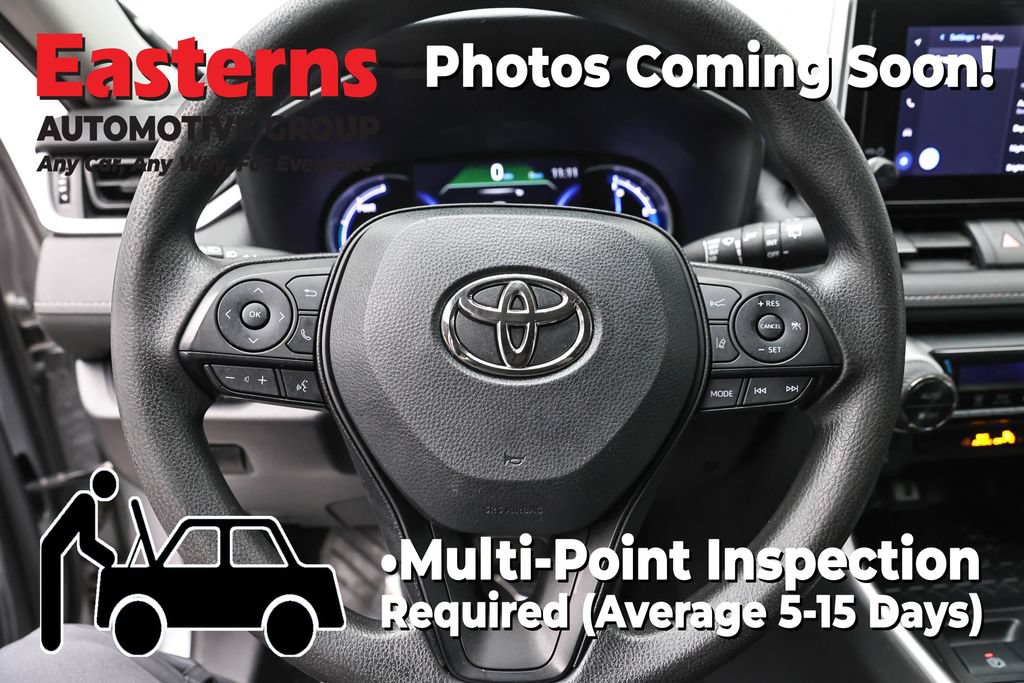 Used 2024 Toyota RAV4 XLE AWD/4WD image 10