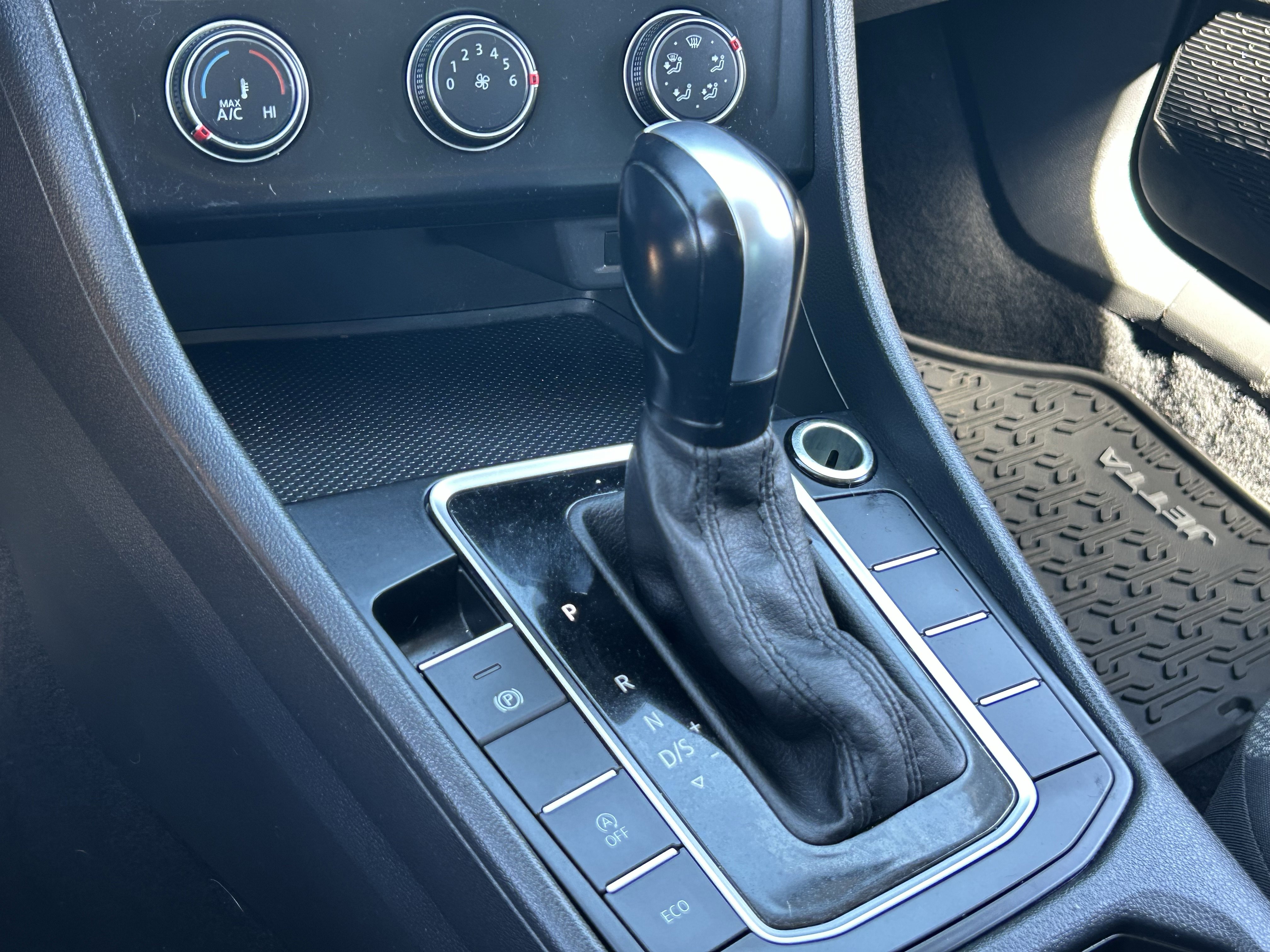 Used 2021 Volkswagen Jetta S w/ Driver Assistance Package image 25