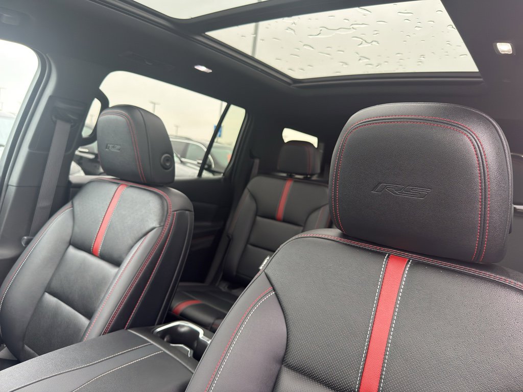 Used 2024 Chevrolet Traverse RS w/ LPO, Floor Liner Package image 28