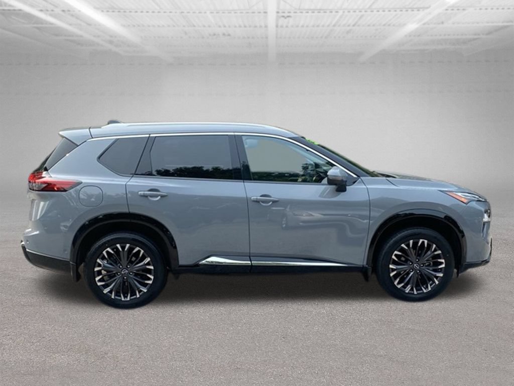 Used 2024 Nissan Rogue Platinum w/ Platinum Premium Package AWD/4WD image 7