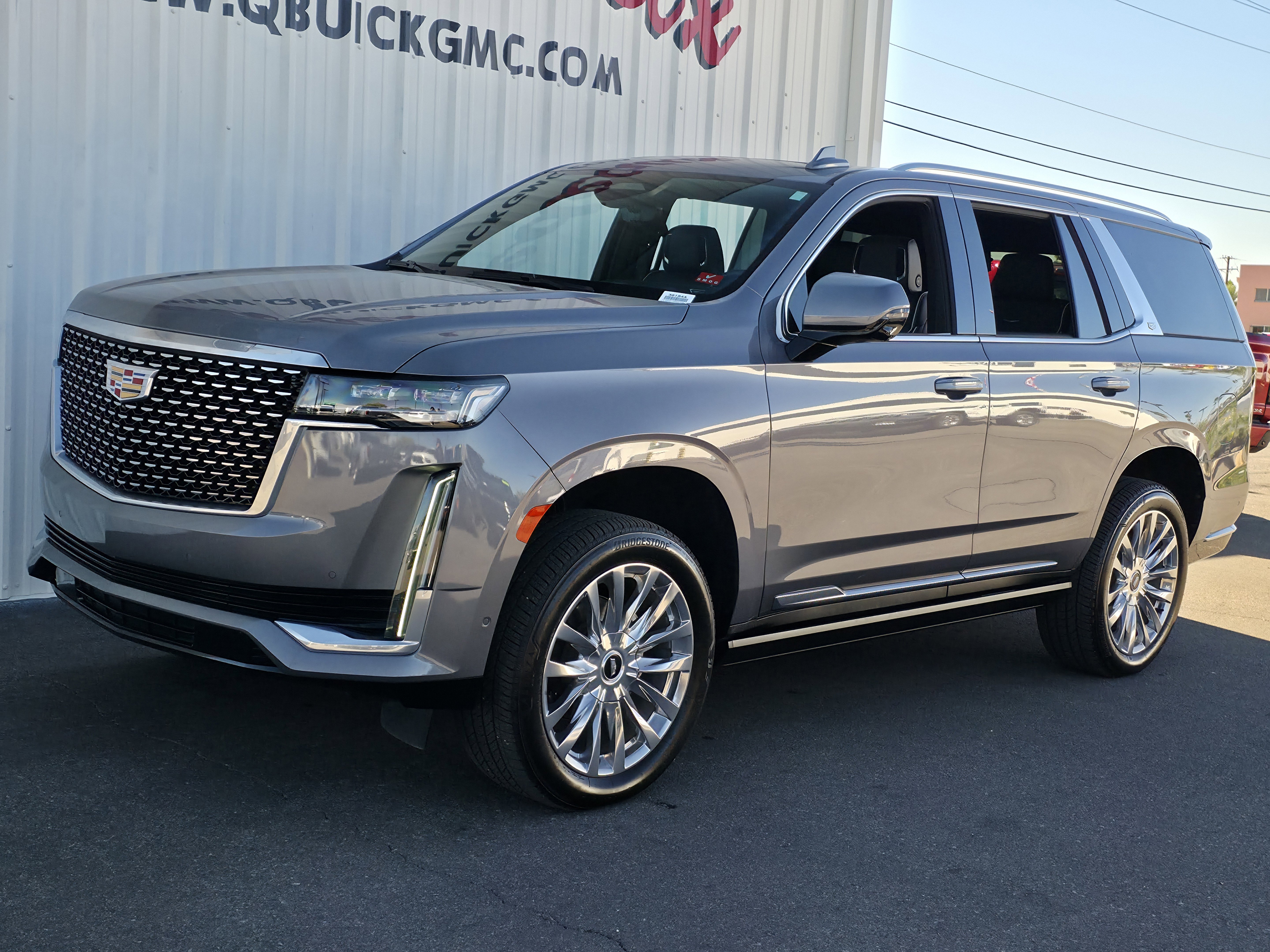 Used 2021 Cadillac Escalade Premium Luxury w/ Driver Assist Tech Package image 3