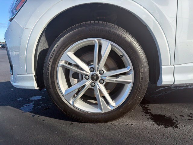 Used 2023 Audi Q3 2.0T Premium w/ Convenience Package AWD/4WD image 12