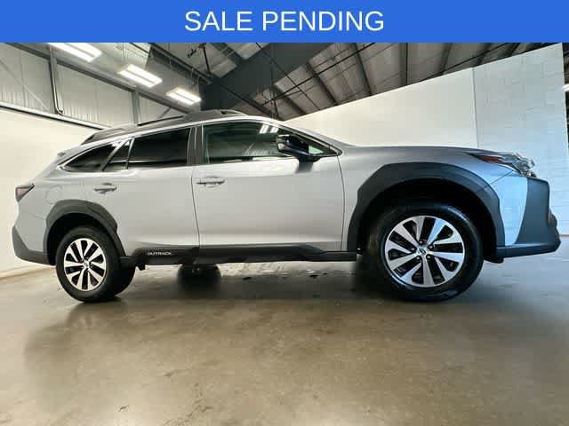 Certified 2024 Subaru Outback Premium AWD/4WD image 3
