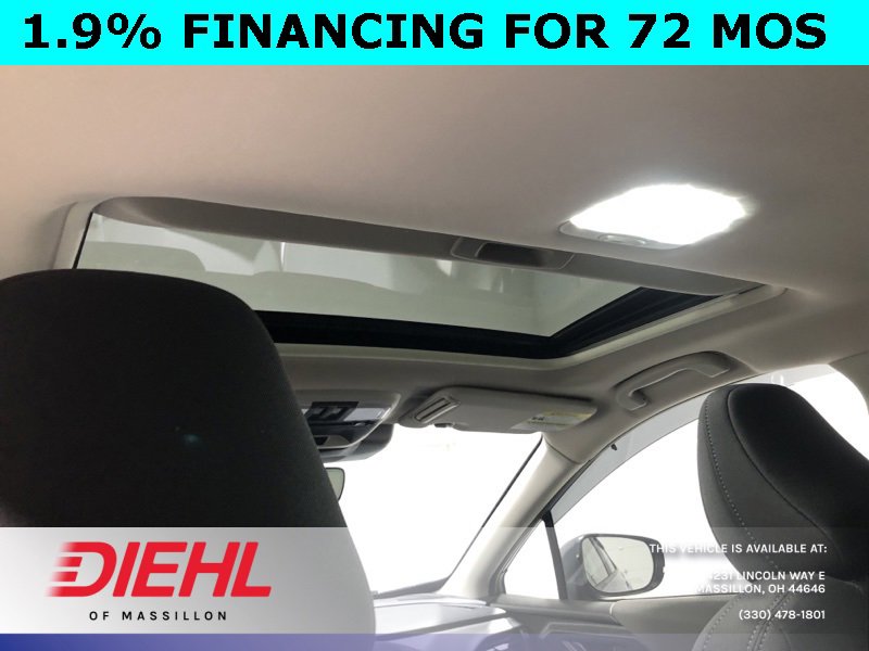 Used 2025 Subaru Crosstrek 2.0i Premium image 17