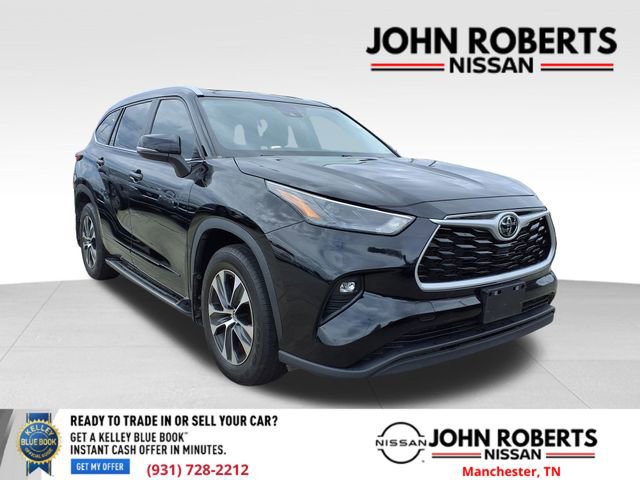 Used 2023 Toyota Highlander XLE image 1