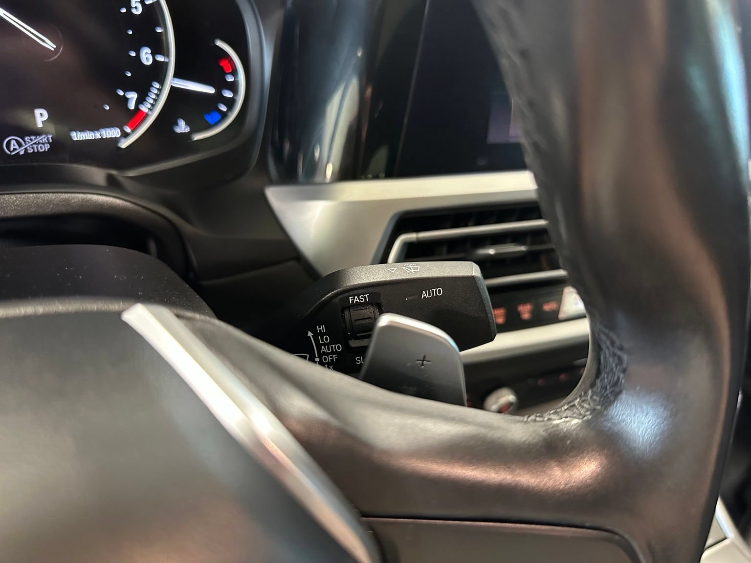 Used 2020 BMW 330i Sedan w/ Driving Assistance Package RWD image 20