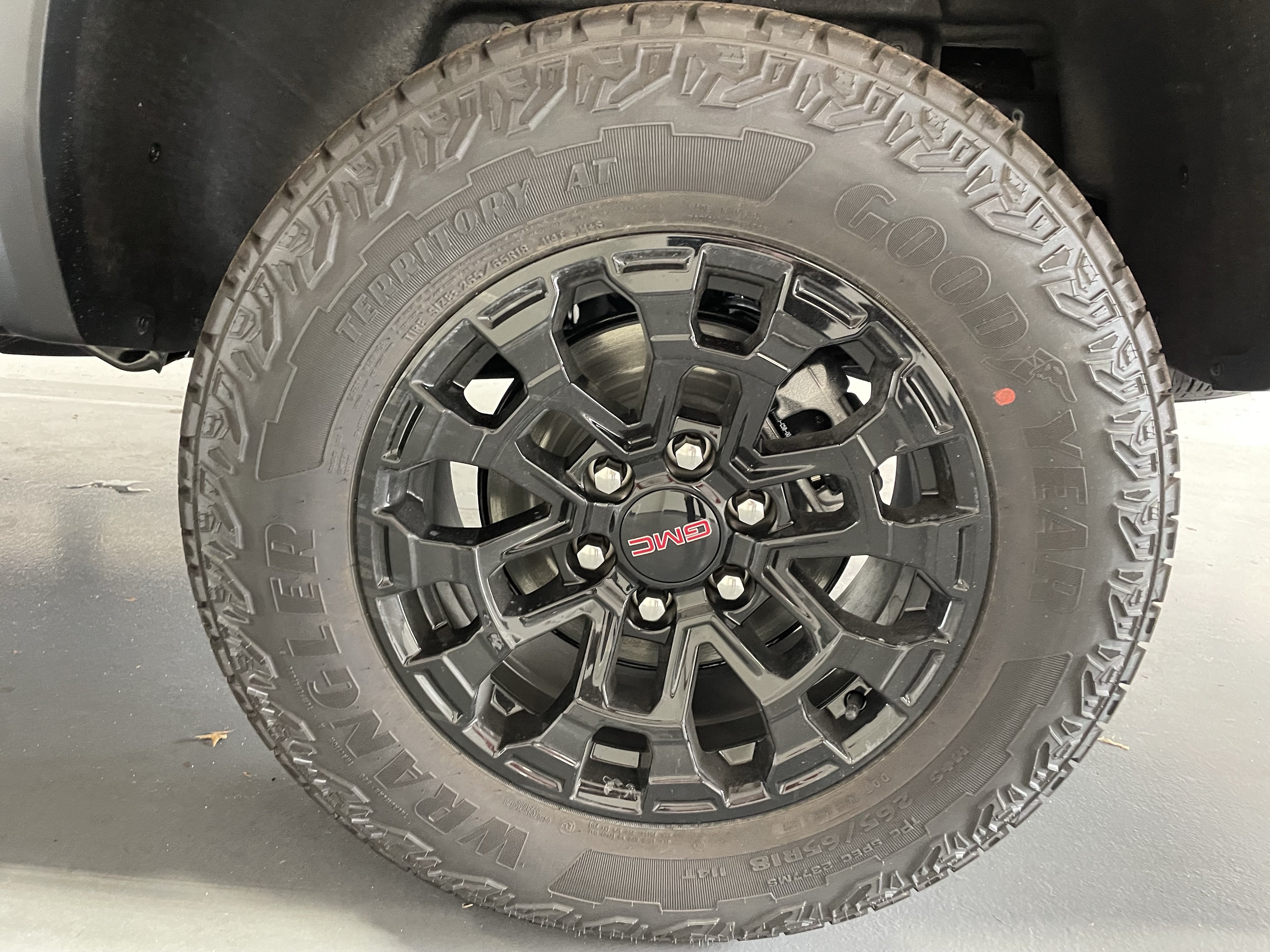 New 2026 GMC Canyon Elevation w/ Convenience Package RWD image 7