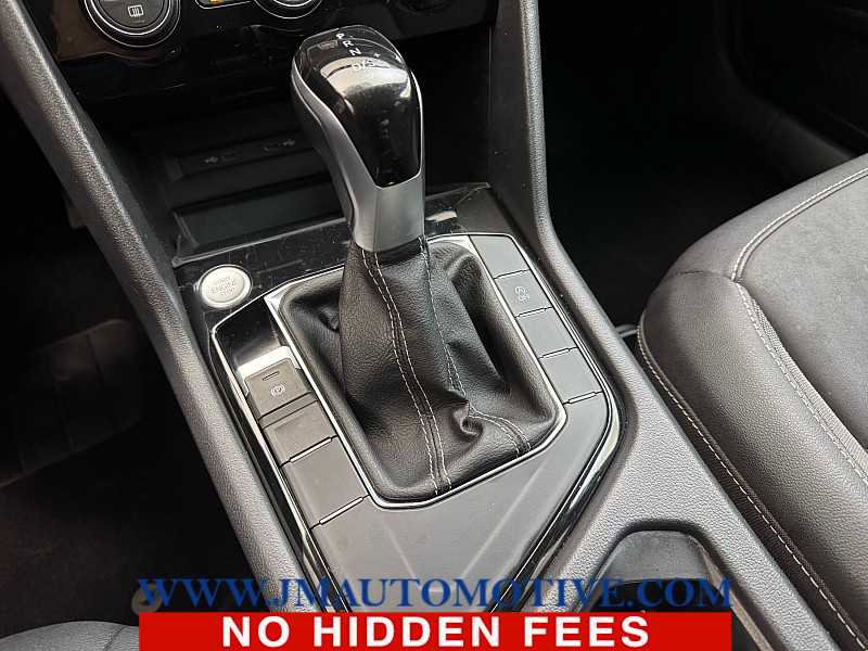 Used 2024 Volkswagen Taos SE FWD image 31