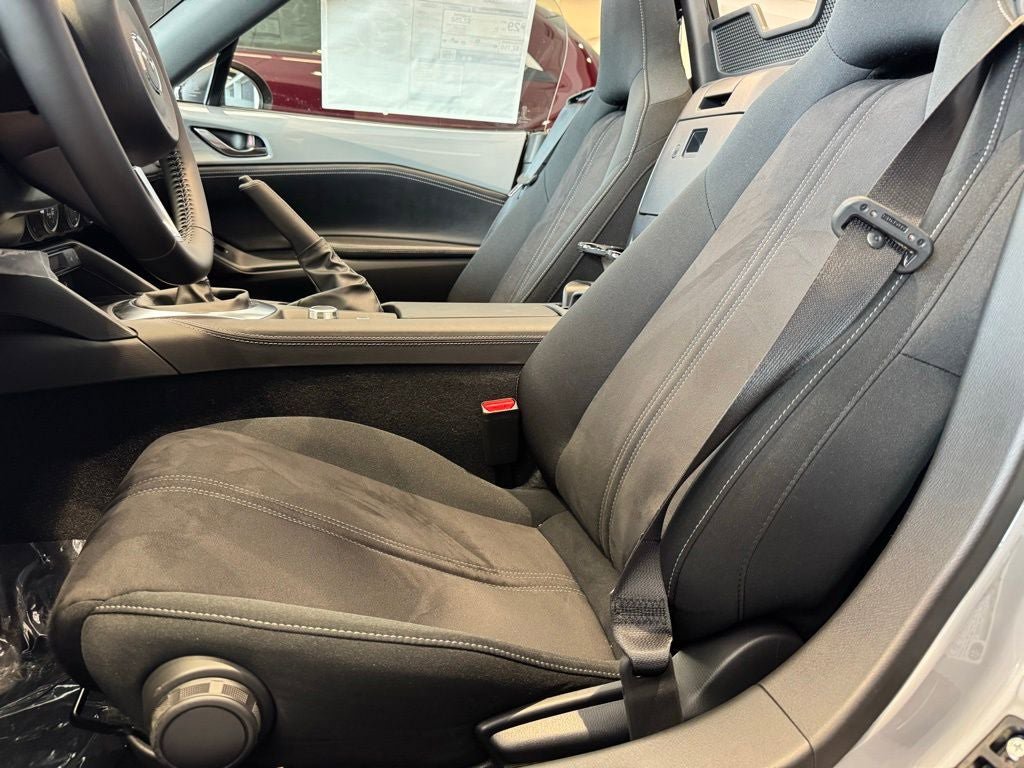 New 2026 MAZDA MX-5 Miata Club w/ Appearance Package RWD image 24