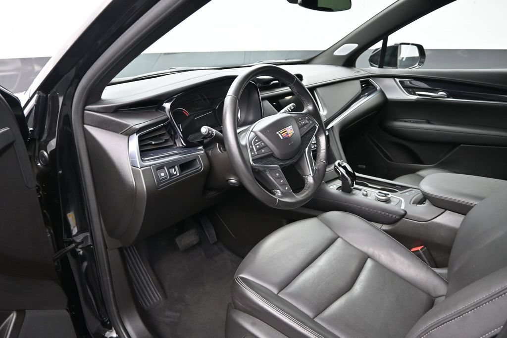 Certified 2024 Cadillac XT5 Premium Luxury AWD/4WD image 10