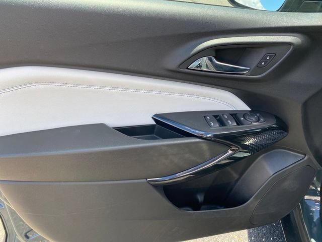 Certified 2025 Chevrolet Trax LT FWD image 16
