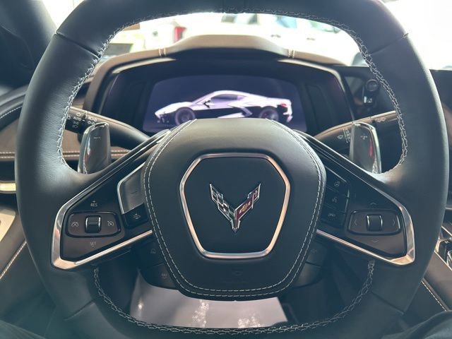 Used 2025 Chevrolet Corvette Stingray Preferred Cpe w/ Z51 Performance Package RWD image 11