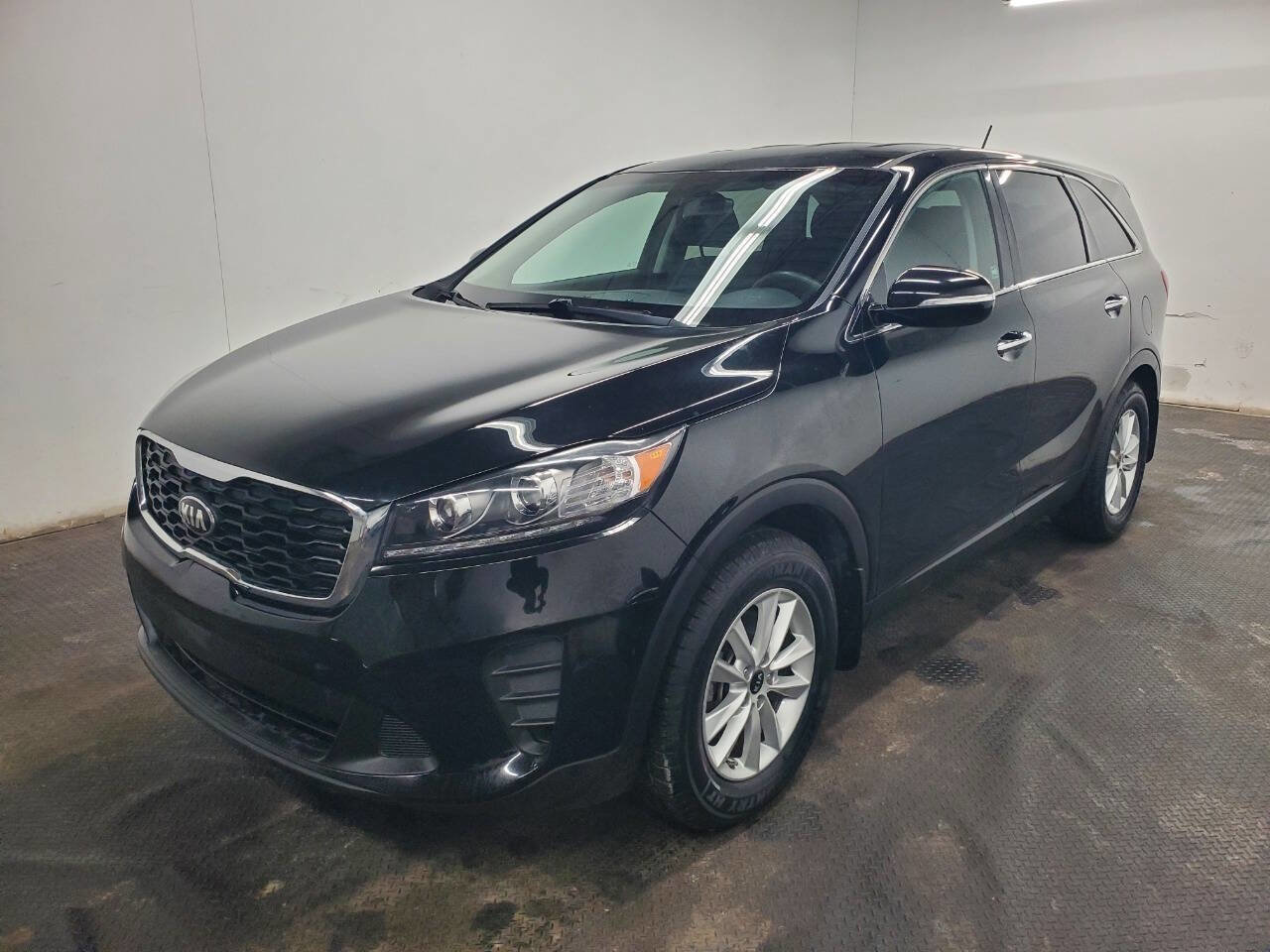 Used 2019 Kia Sorento FWD image 1