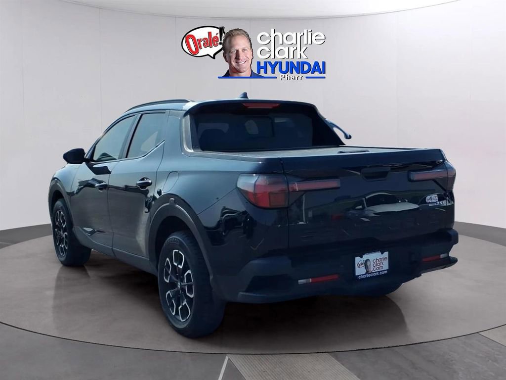 Used 2023 Hyundai Santa Cruz SEL Premium w/ Winter Package image 3