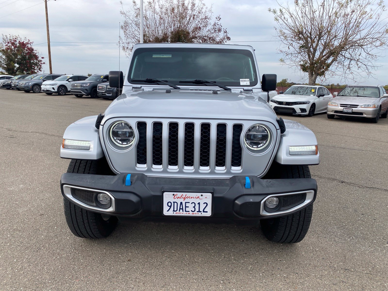 Used 2022 Jeep Wrangler Unlimited Sahara w/ Cold Weather Group AWD/4WD image 2