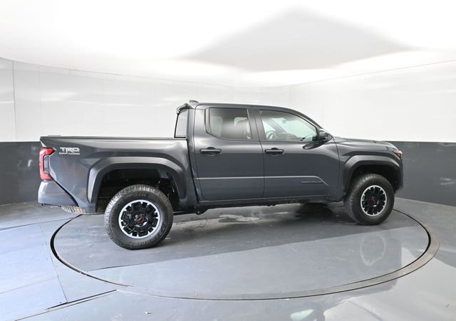 Used 2024 Toyota Tacoma TRD Off-Road image 15