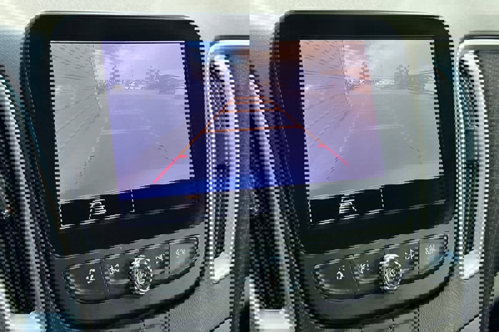 Used 2024 Chevrolet Malibu LT image 22