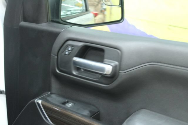 Used 2019 Chevrolet Silverado 1500 RST w/ True North Edition AWD/4WD image 11