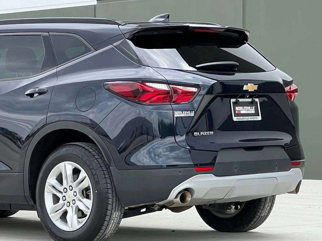 Used 2020 Chevrolet Blazer LT FWD image 9