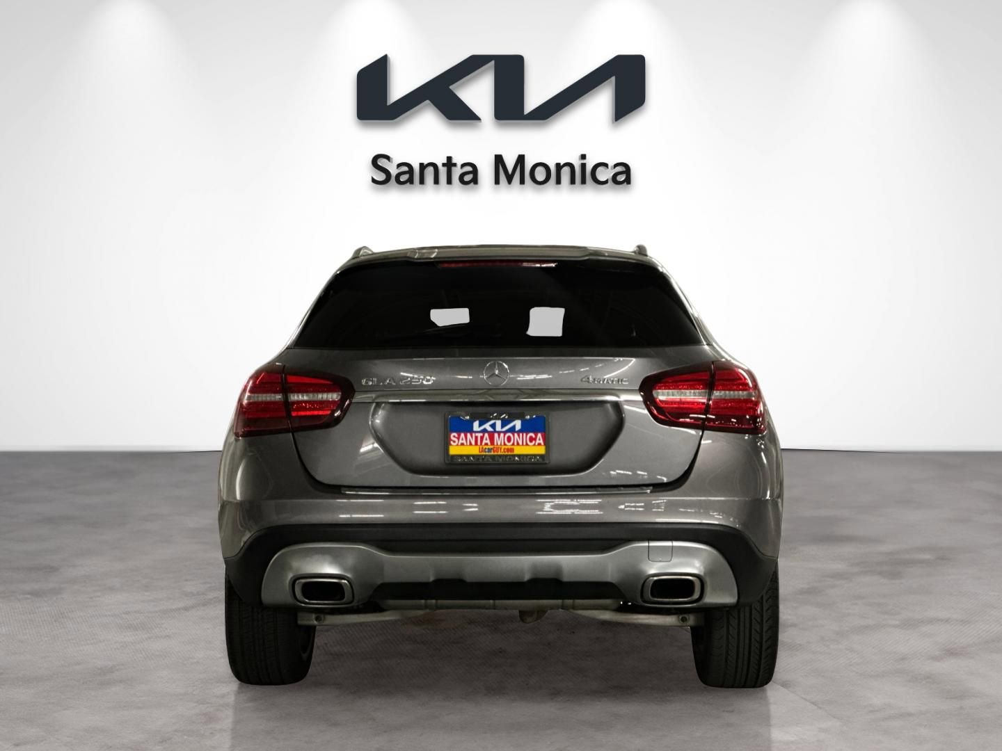 Used 2019 Mercedes-Benz GLA 250 4MATIC w/ Premium Package image 5