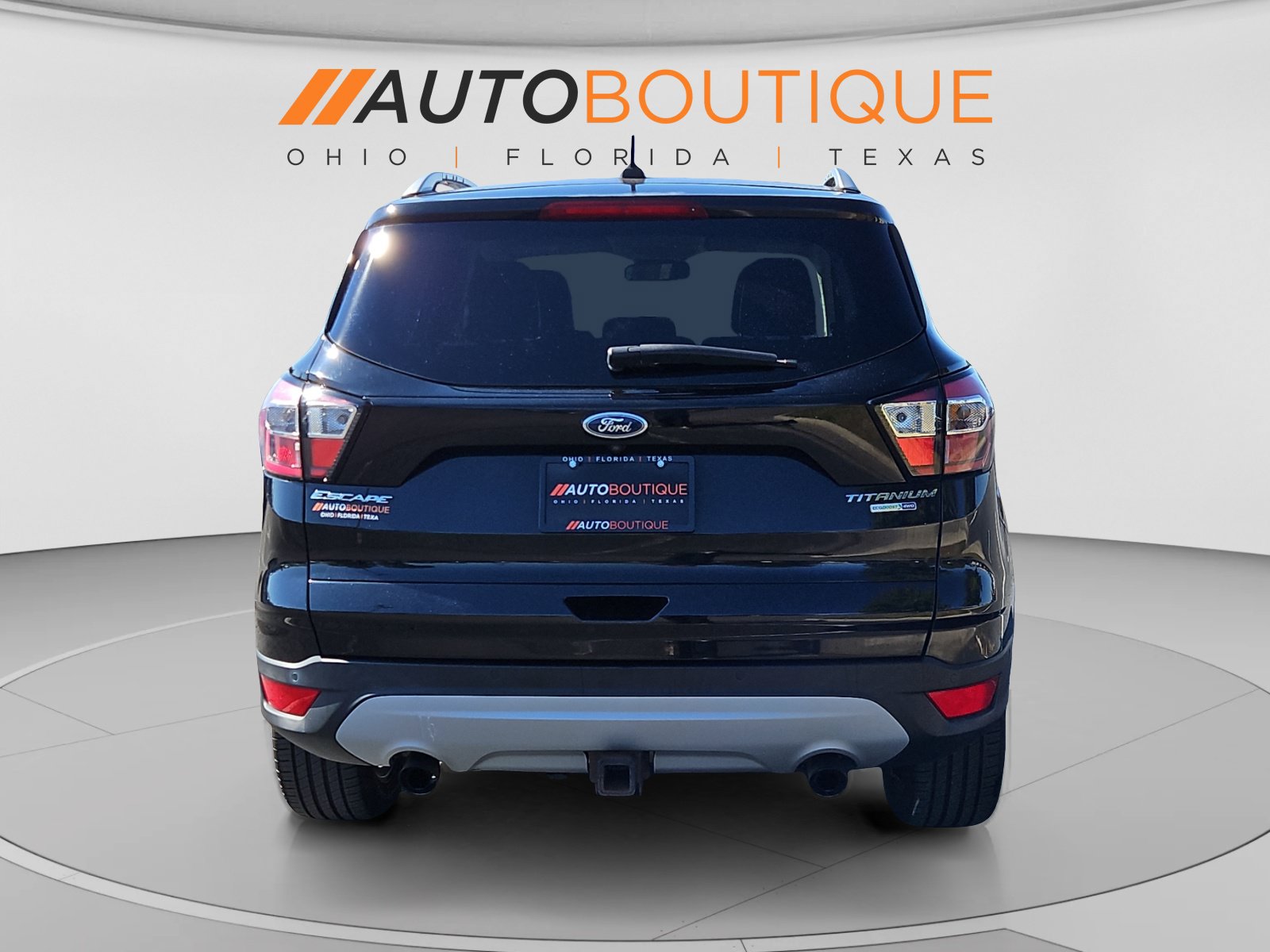 Used 2017 Ford Escape Titanium w/ Equipment Group 301A AWD/4WD image 3