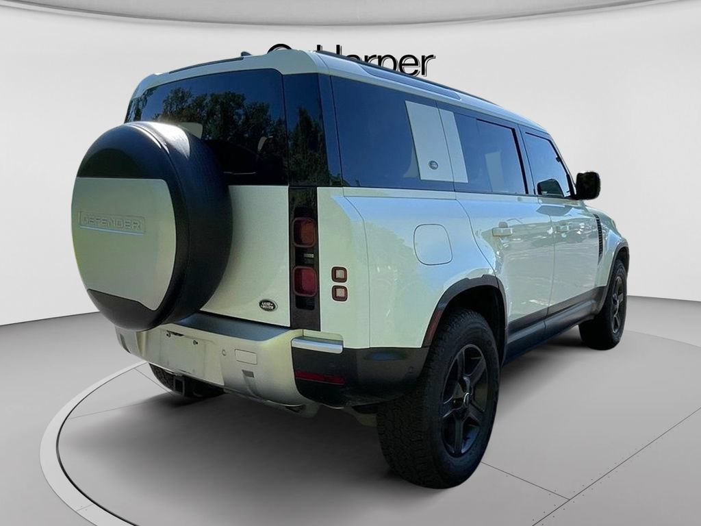 Used 2023 Land Rover Defender 110 S AWD/4WD image 3